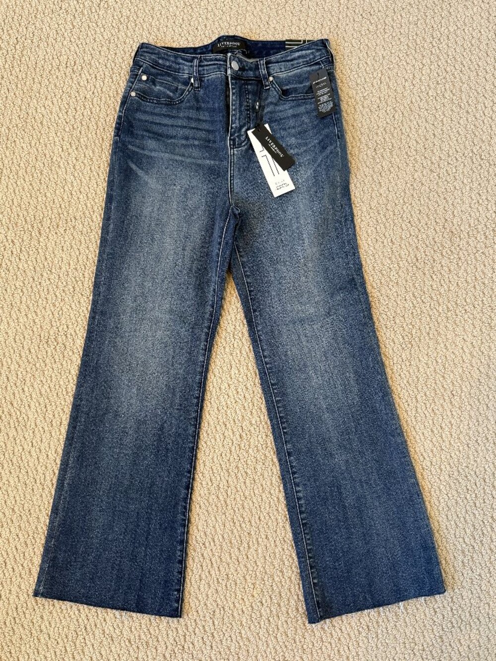 NWT Liverpool Hannah Crop Flare - Juniper Valley Wash
